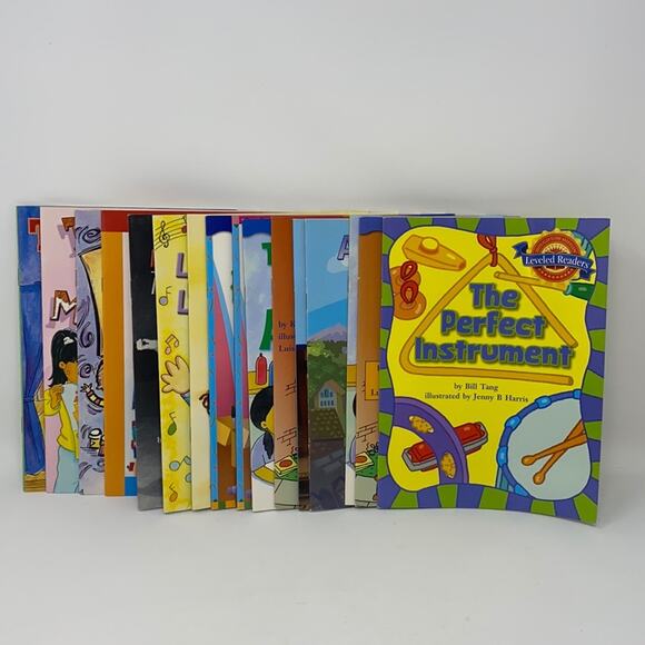 Bundle Of 16 Houghton Mifflin Leveled Readers Books - Picture 1 of 12